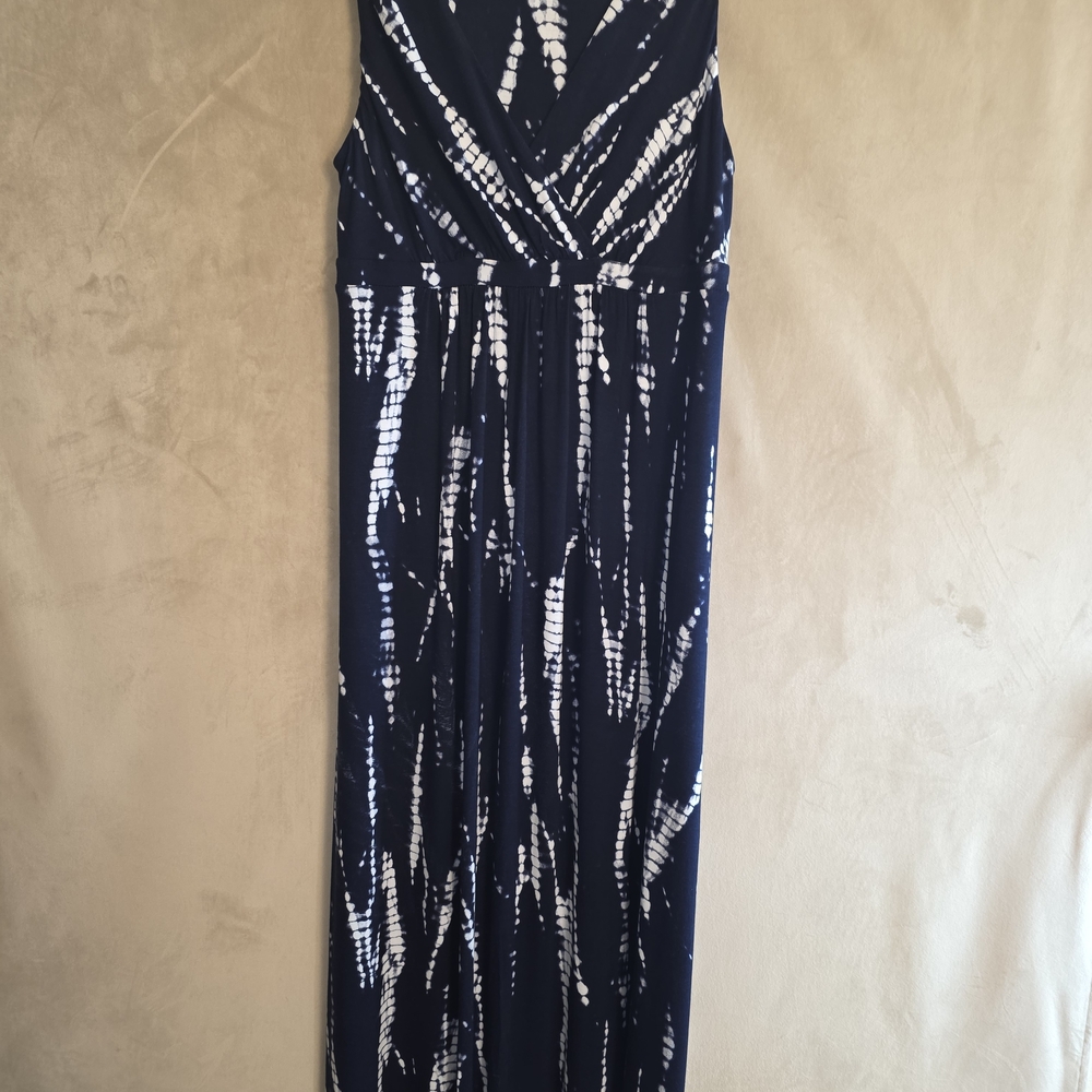 Matty M Navy and White Printed Sleeveless Maxi Dress
